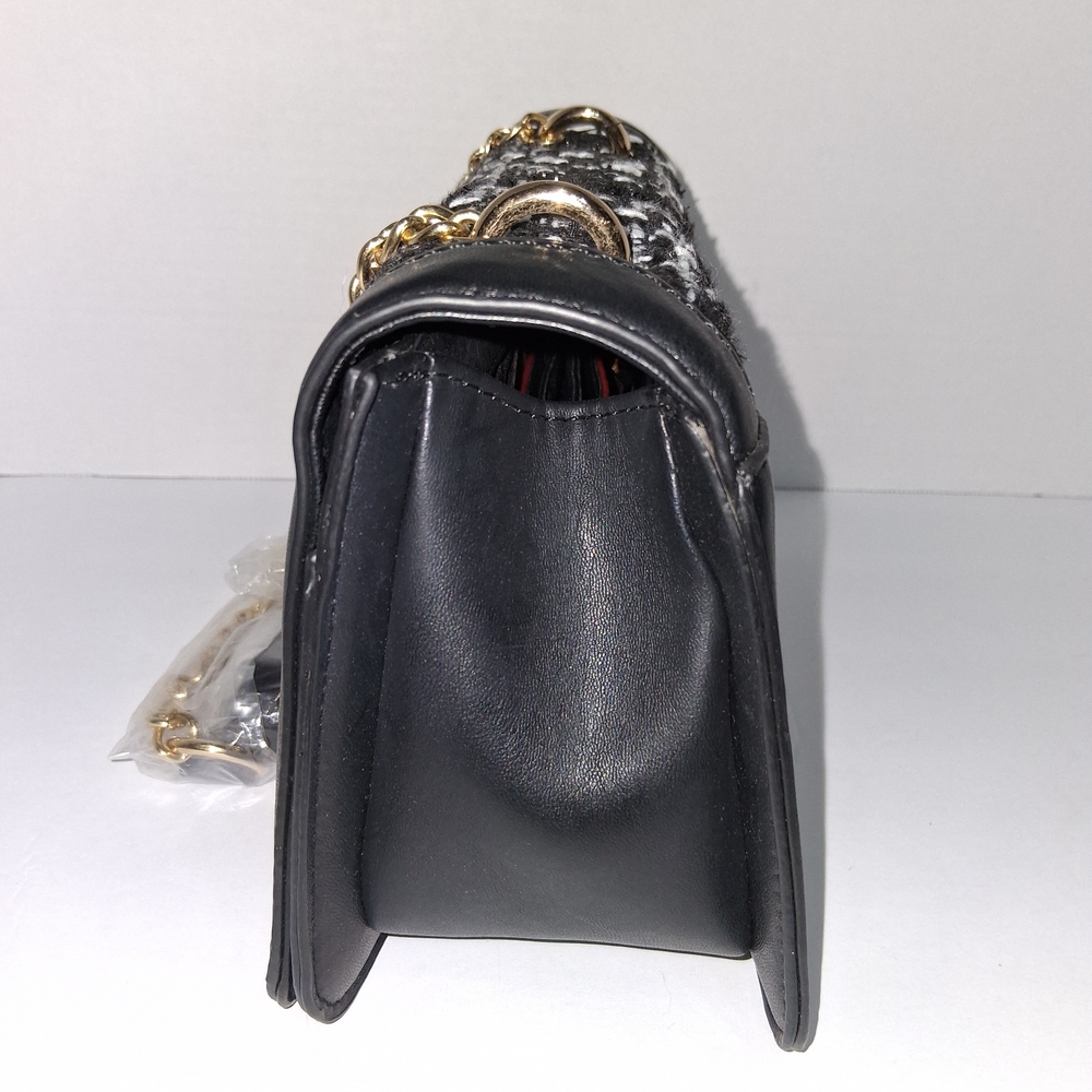 Badgley Mischka Black and White Twead Crossbody Bag - Picture 6 of 10